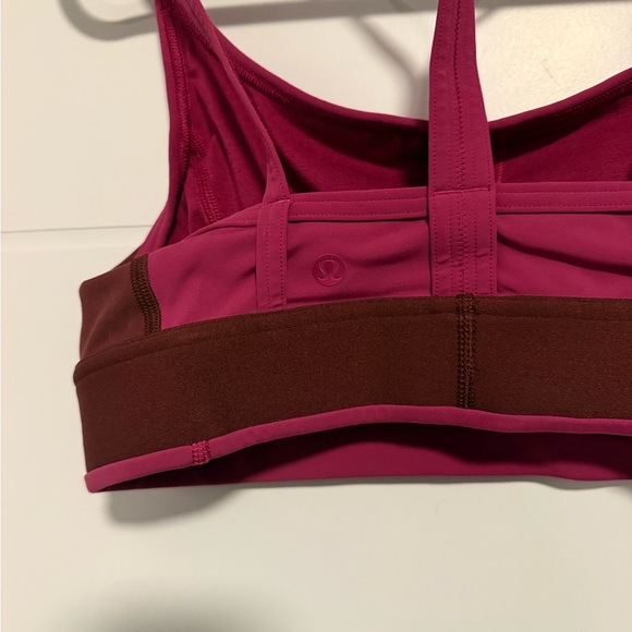 Lululemon logo train strappy bra light support B/C cup - Picture 5 of 6